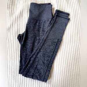 ALO - High waist alosoft lounge legging in Dark Heather Grey